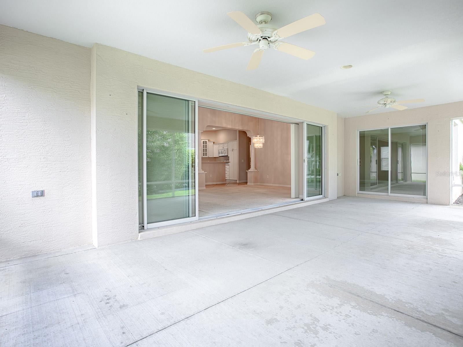 2410 LITTLE MOUNTAIN LOOP, THE VILLAGES, FL, 32162
