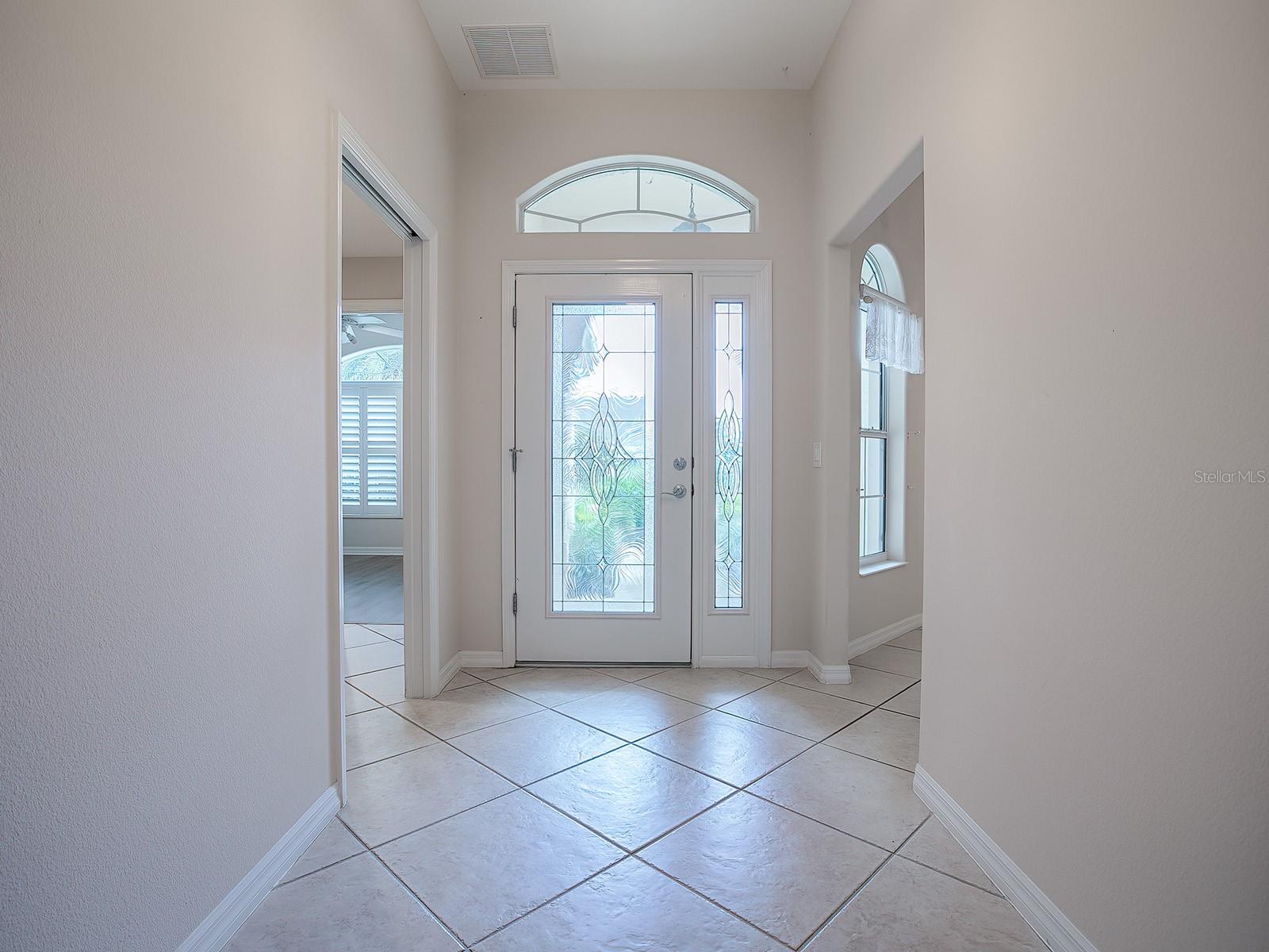 2410 LITTLE MOUNTAIN LOOP, THE VILLAGES, FL, 32162
