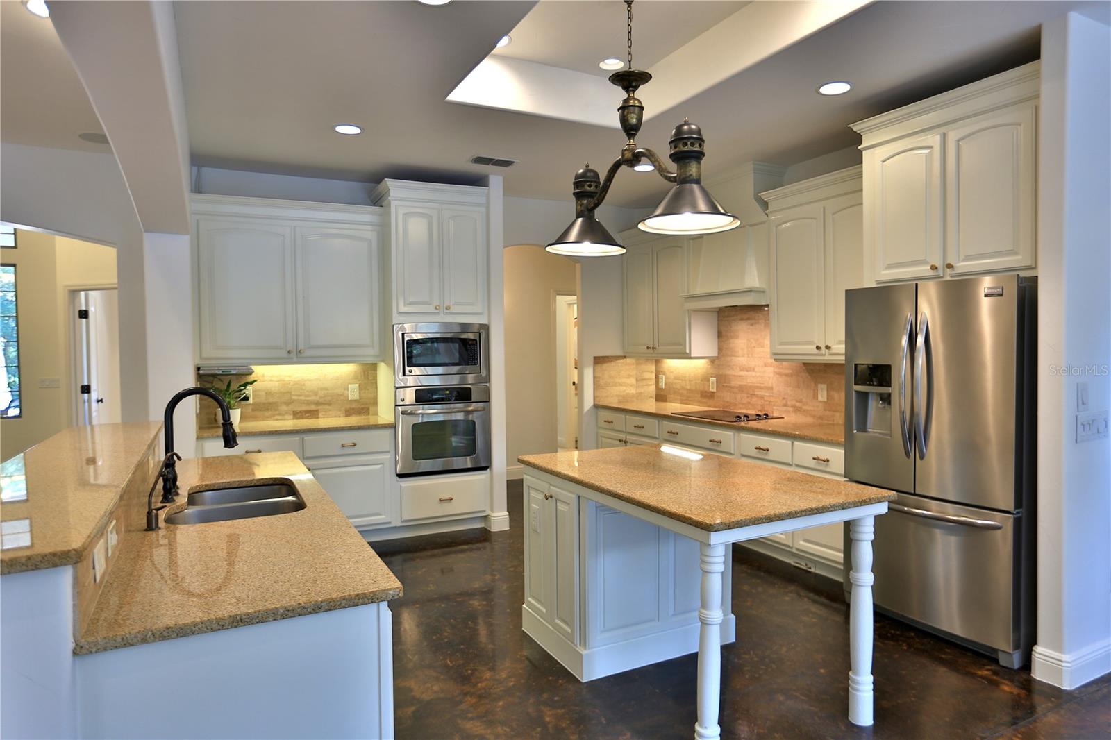 5894 NE 43RD LANE RD, SILVER SPRINGS, FL, 34488
