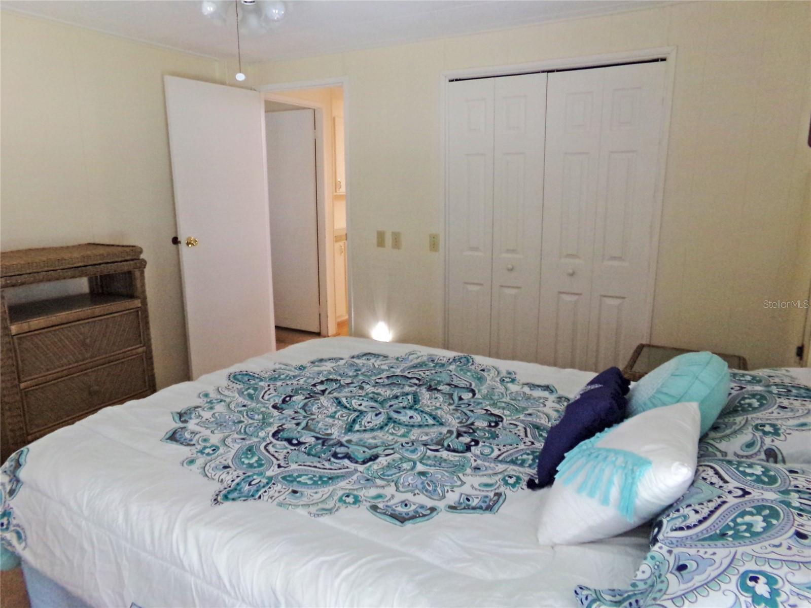 6207 ORIOLE BLVD, ENGLEWOOD, FL, 34224