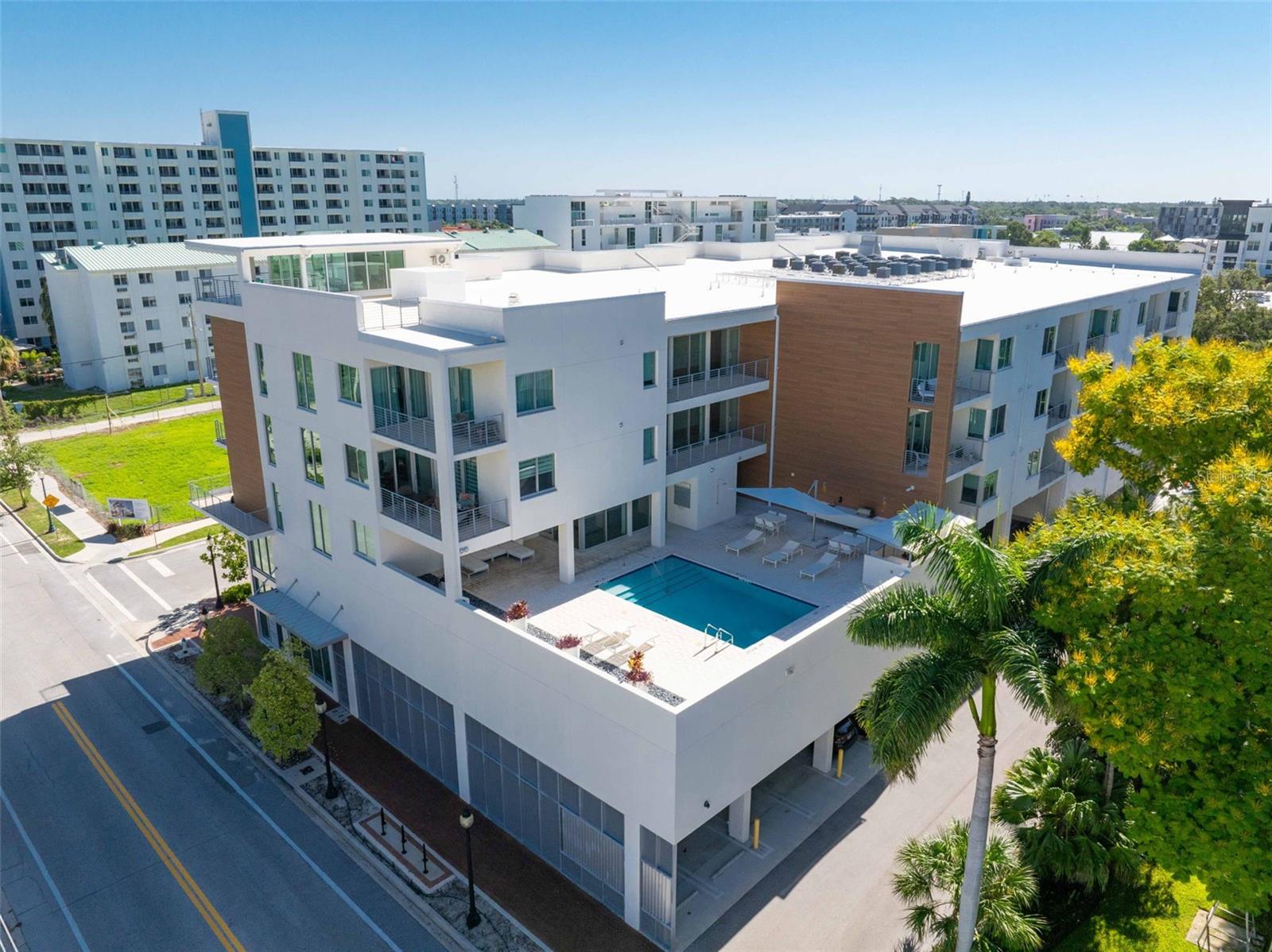 332 COCOANUT AVE #511, SARASOTA, FL, 34236