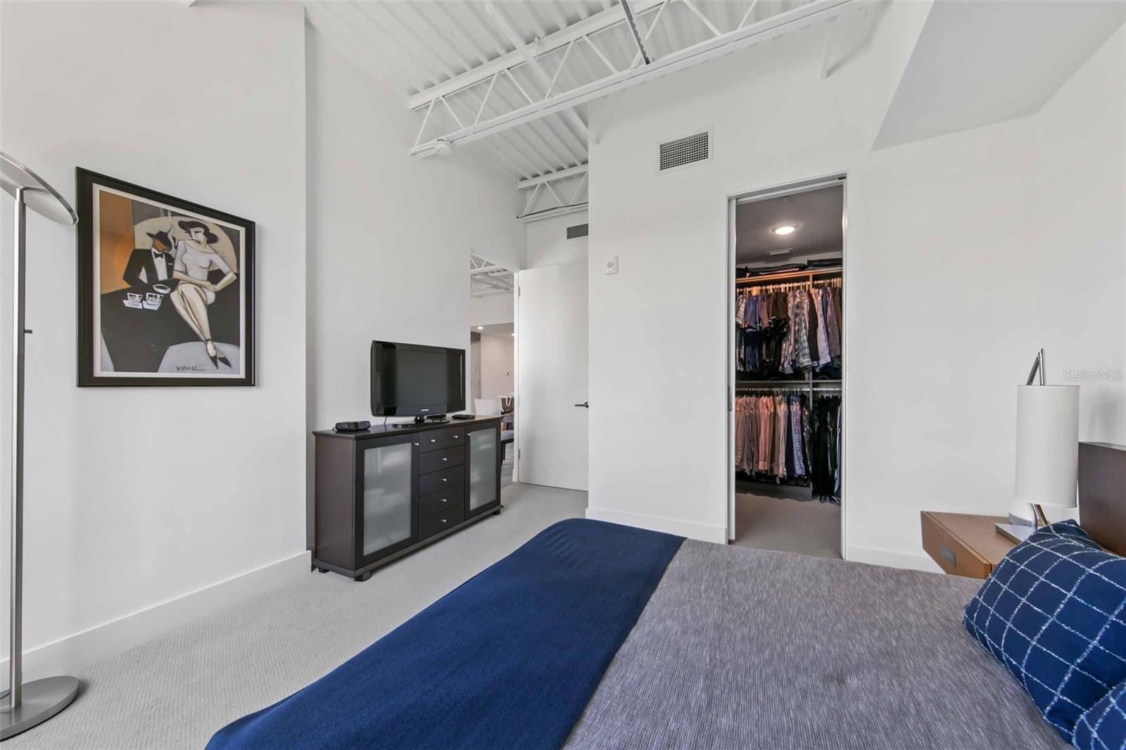 332 COCOANUT AVE #511, SARASOTA, FL, 34236