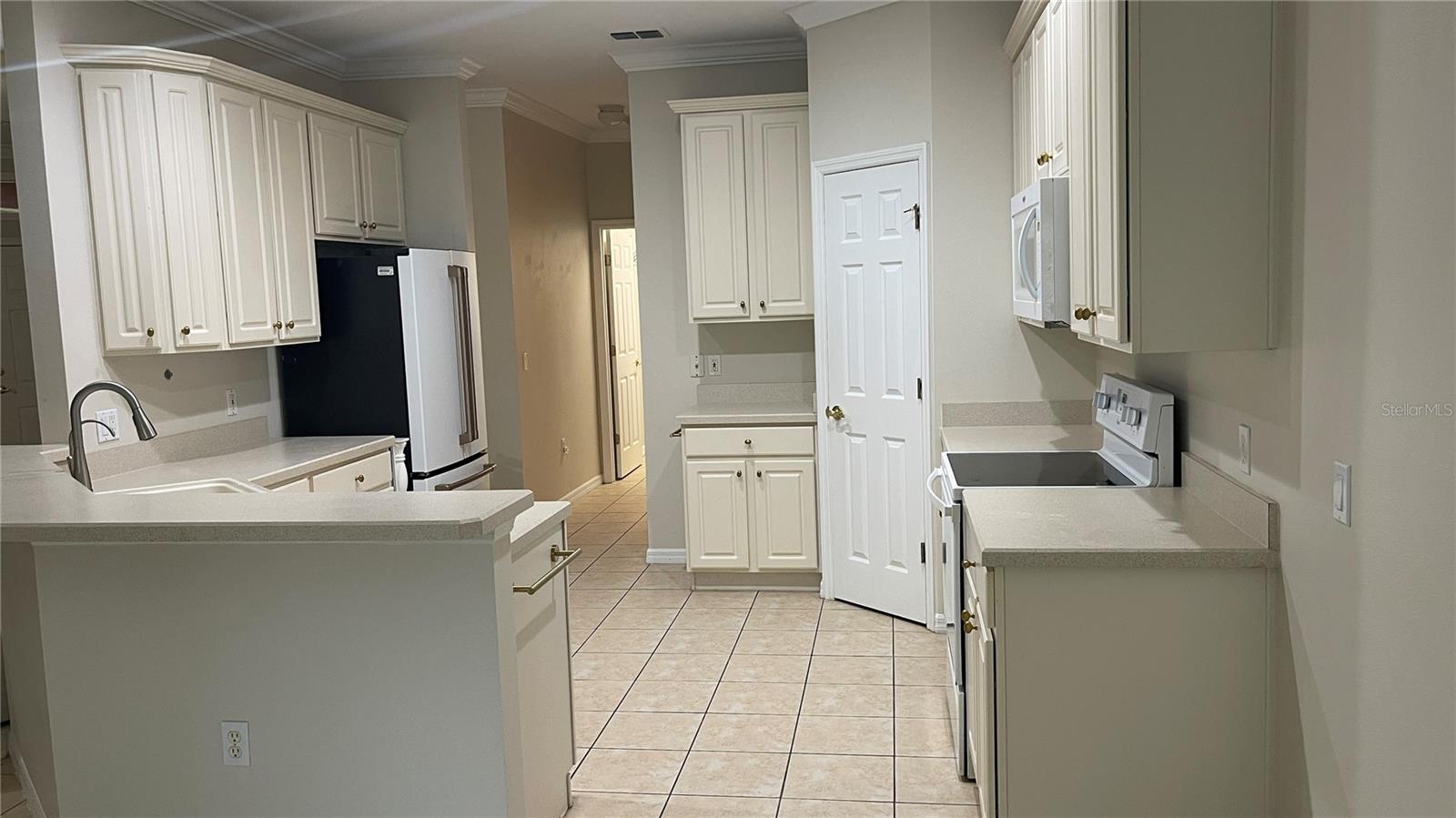 681 CORONADO DR, KISSIMMEE, FL, 34759