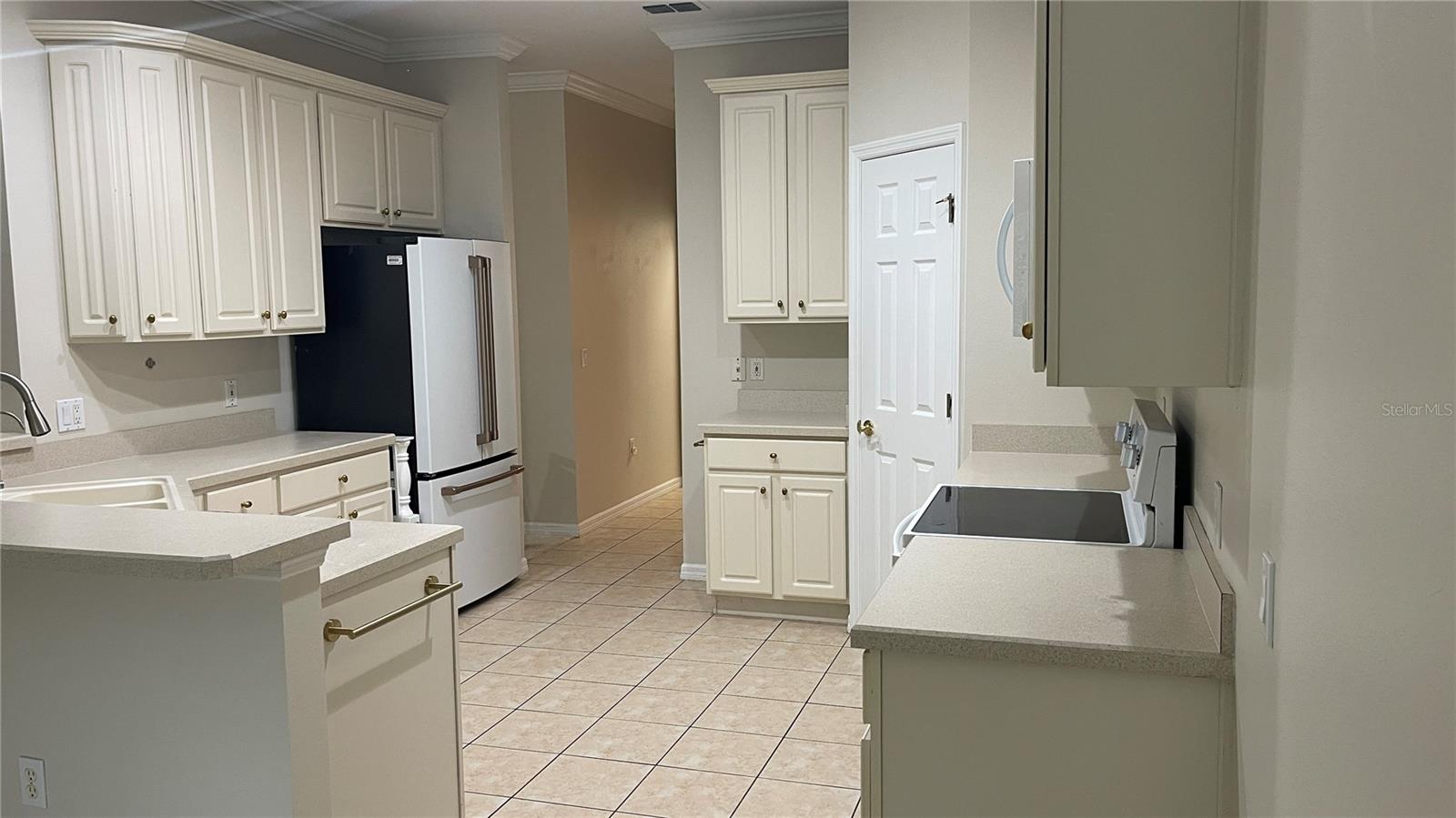 681 CORONADO DR, KISSIMMEE, FL, 34759