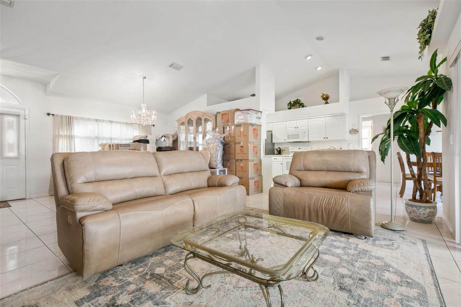 28 FAIRHILL LN, PALM COAST, FL, 32137