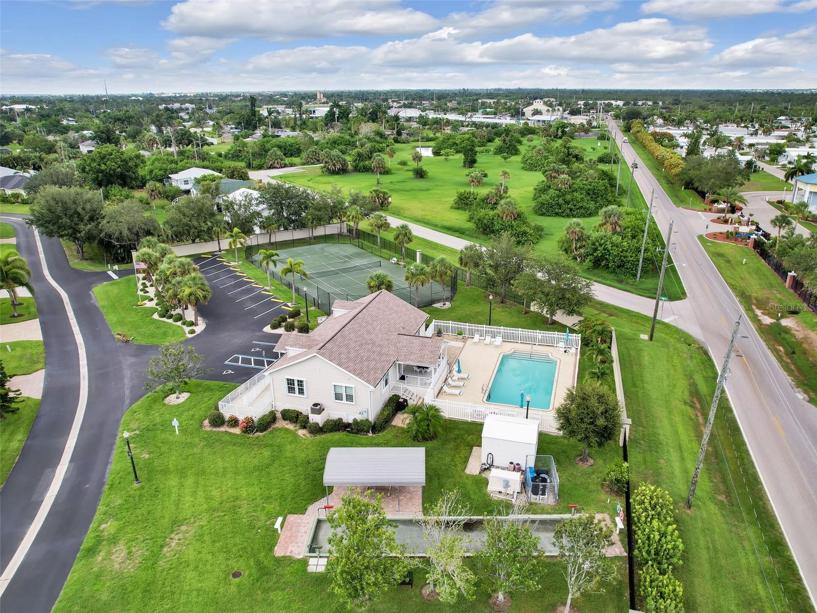 8632 LAKE FRONT CT, PUNTA GORDA, FL, 33950