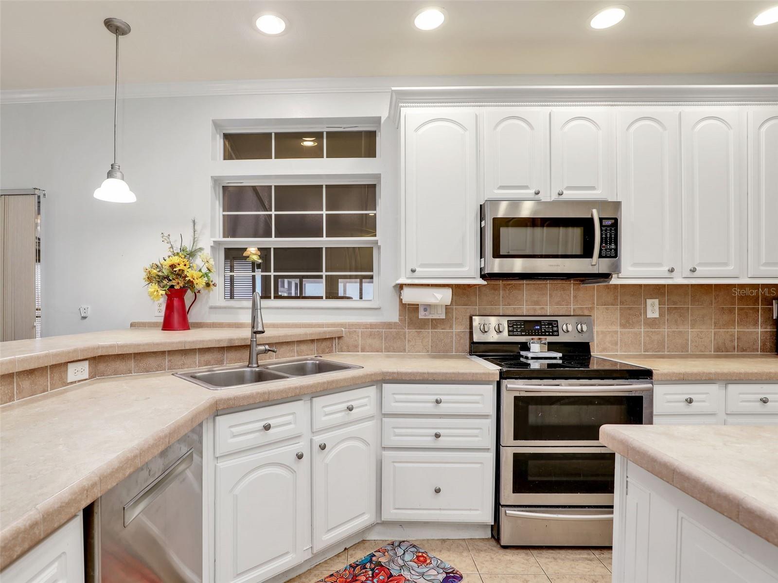 8632 LAKE FRONT CT, PUNTA GORDA, FL, 33950