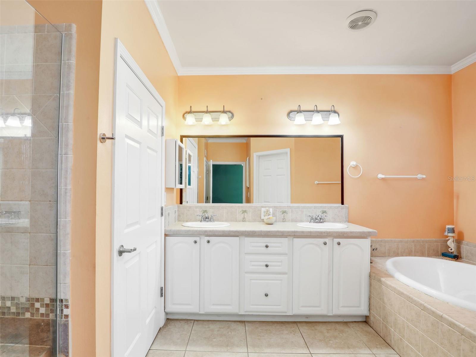 8632 LAKE FRONT CT, PUNTA GORDA, FL, 33950