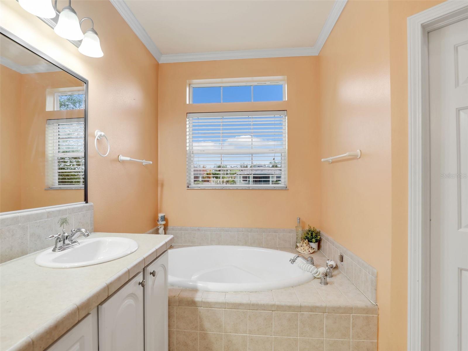 8632 LAKE FRONT CT, PUNTA GORDA, FL, 33950