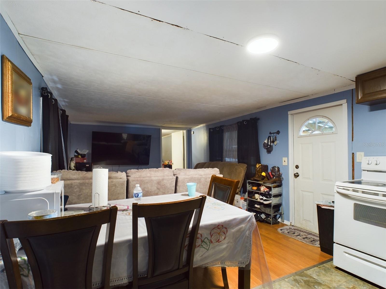 2425 GARDEN ST, AUBURNDALE, FL, 33823