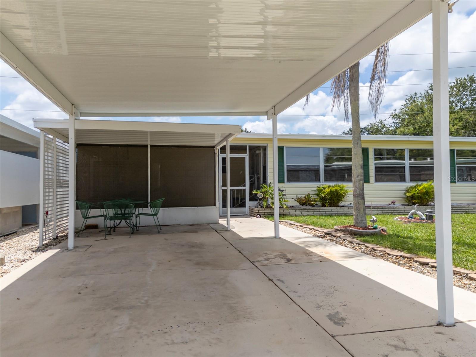833 S GREEN CIR, VENICE, FL, 34285