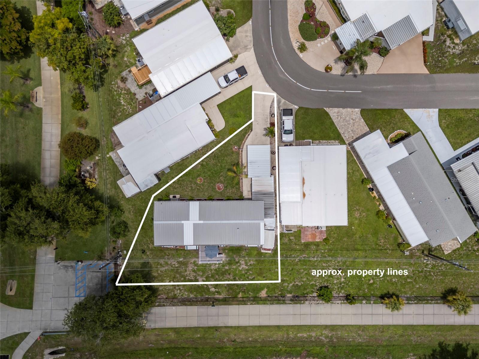 833 S GREEN CIR, VENICE, FL, 34285