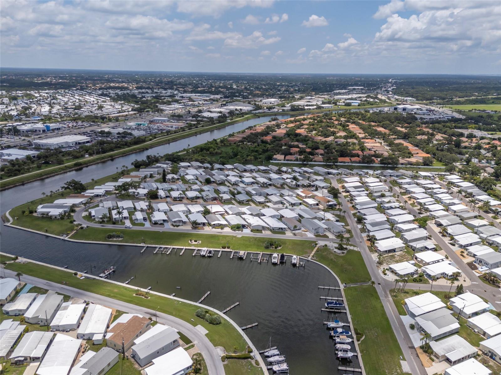 833 S GREEN CIR, VENICE, FL, 34285