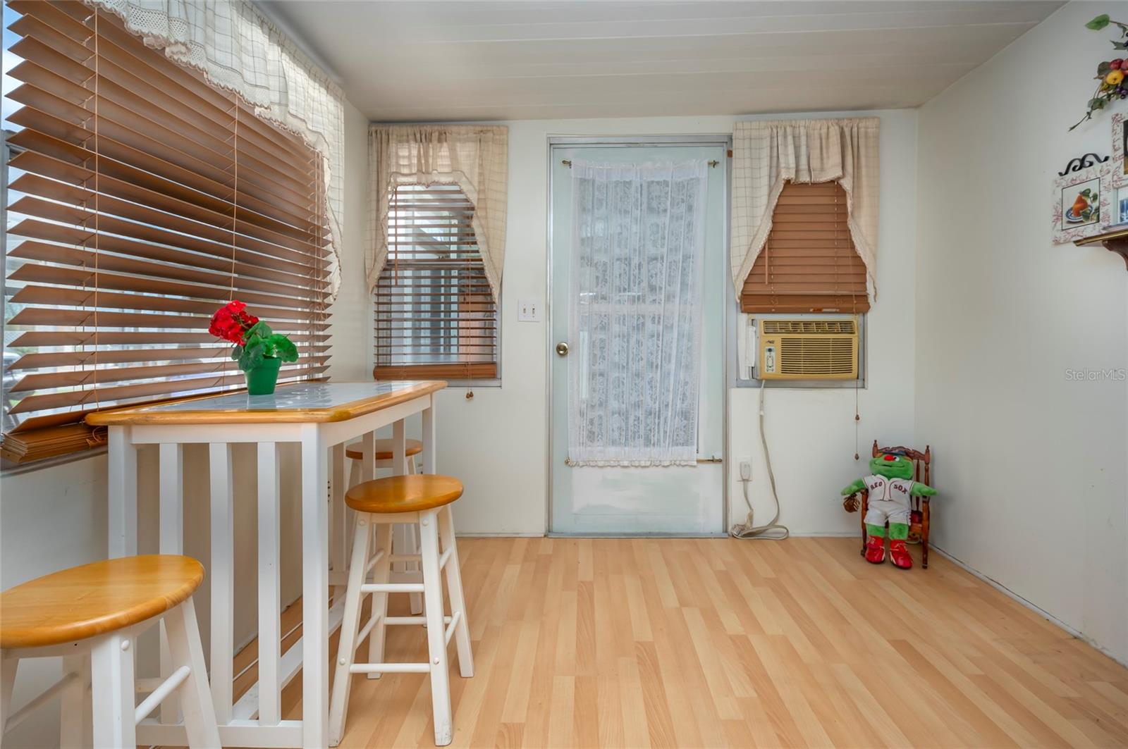 833 S GREEN CIR, VENICE, FL, 34285