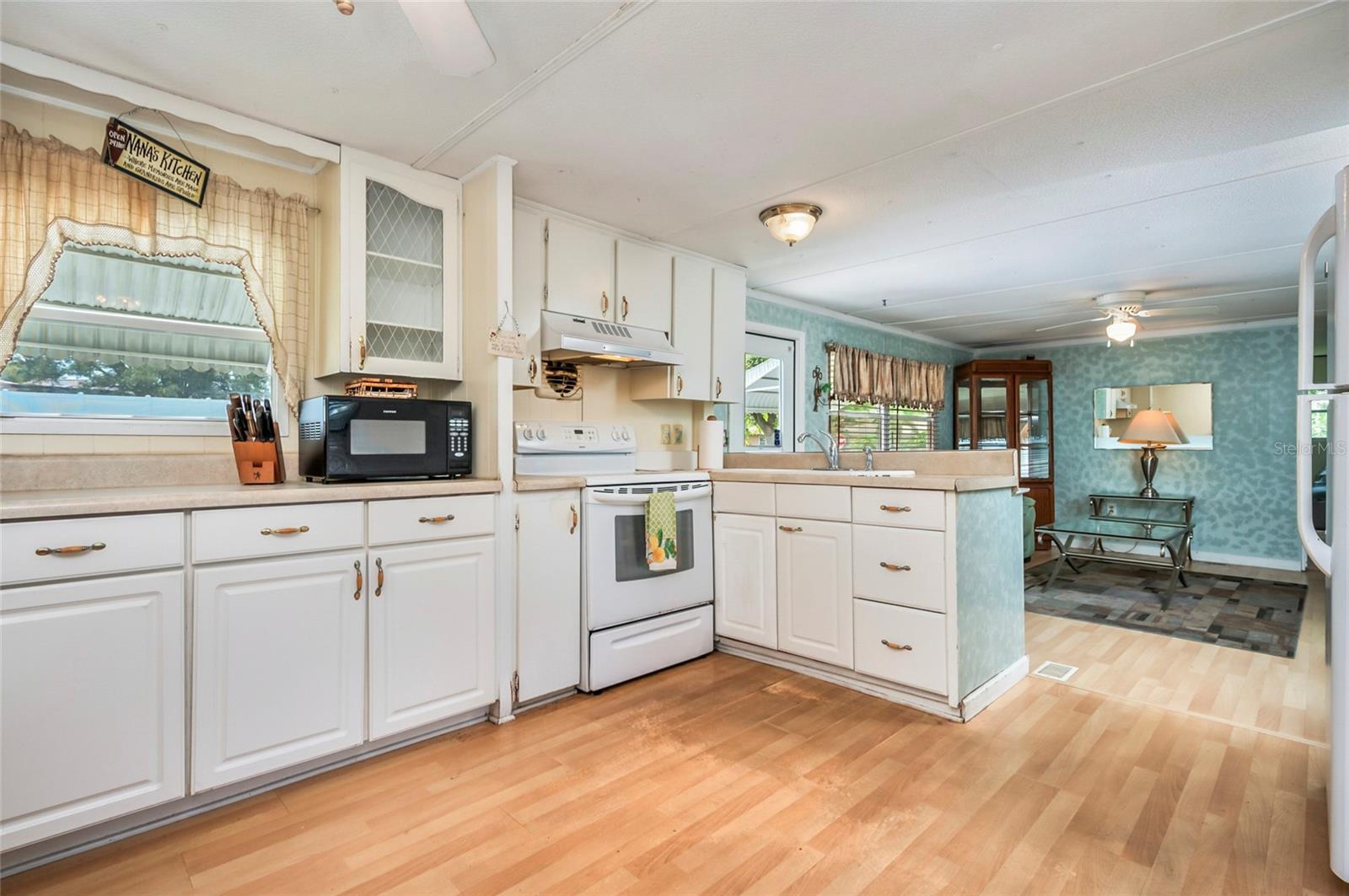 833 S GREEN CIR, VENICE, FL, 34285