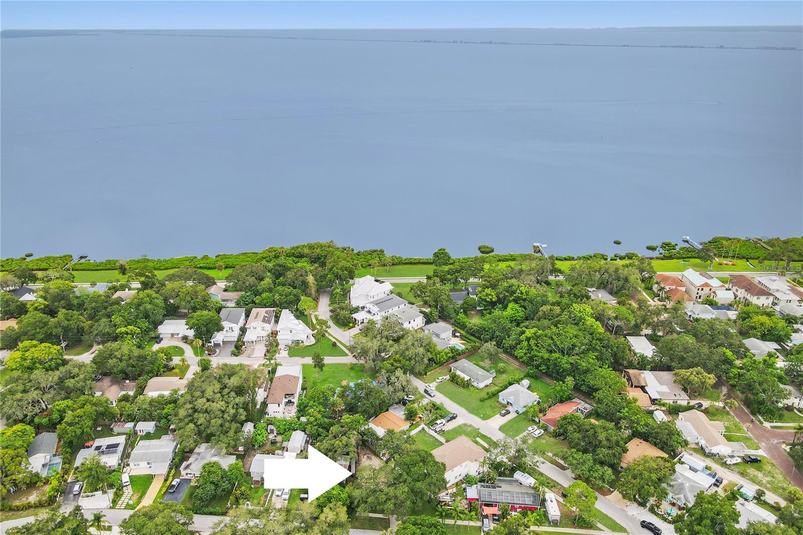 1050 CONANT AVE, SAFETY HARBOR, FL, 34695