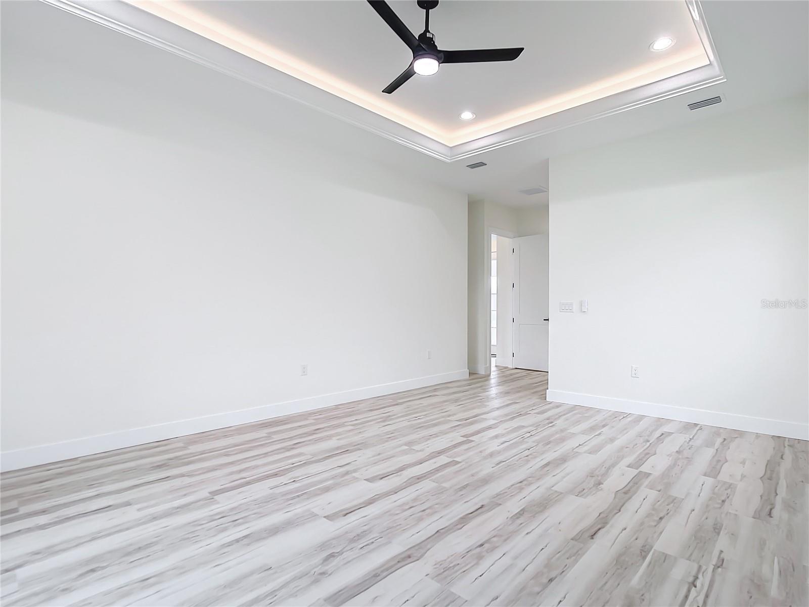 443 BOUNDARY BLVD, ROTONDA WEST, FL, 33947