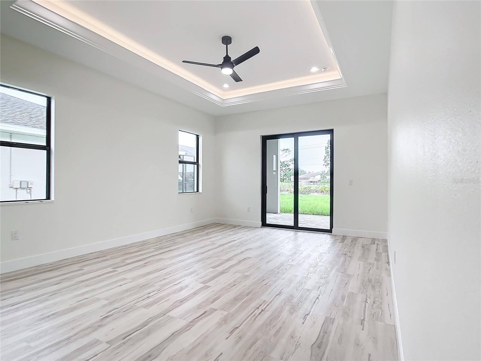 443 BOUNDARY BLVD, ROTONDA WEST, FL, 33947