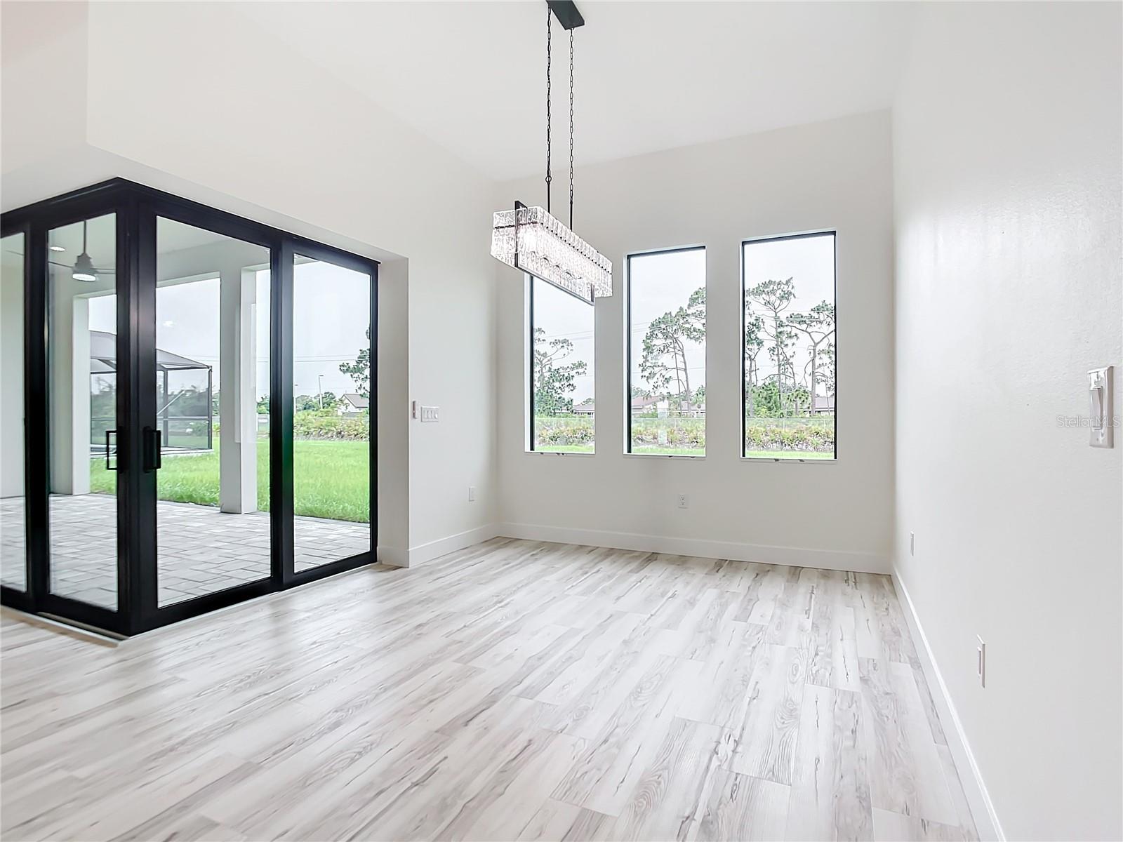 443 BOUNDARY BLVD, ROTONDA WEST, FL, 33947