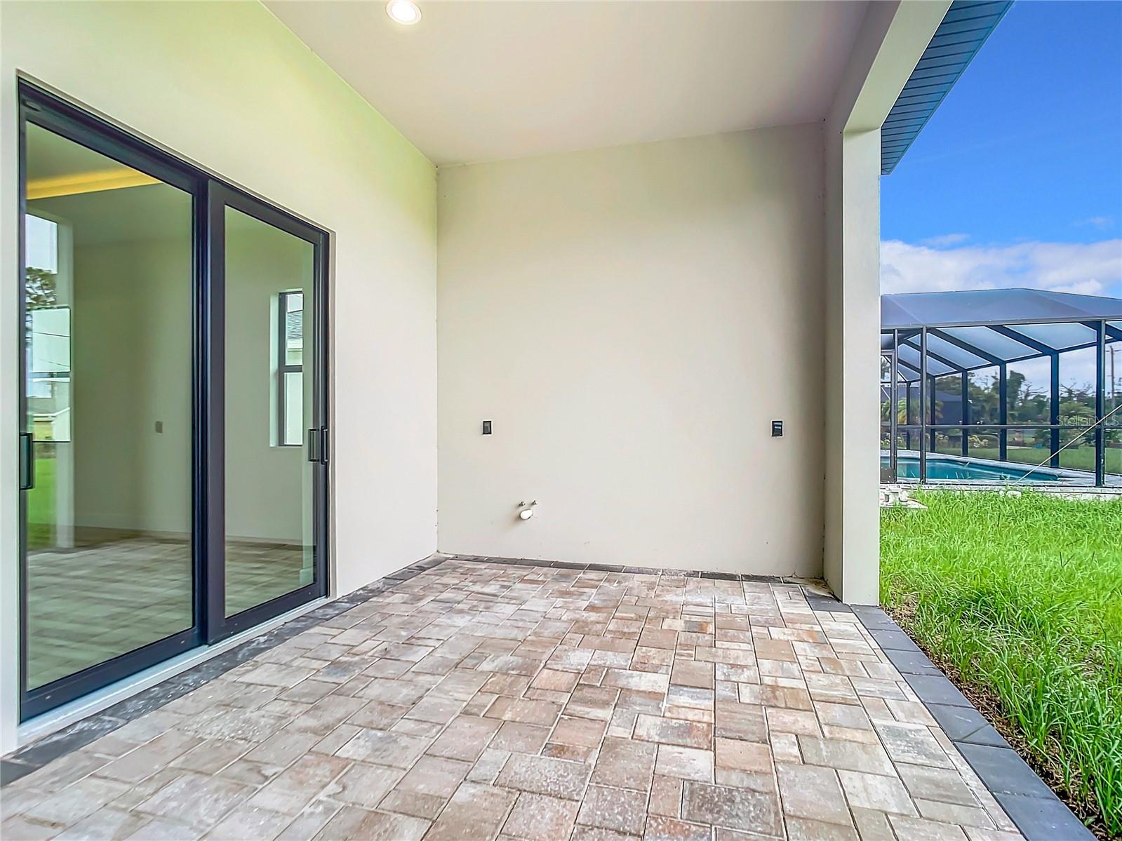 443 BOUNDARY BLVD, ROTONDA WEST, FL, 33947