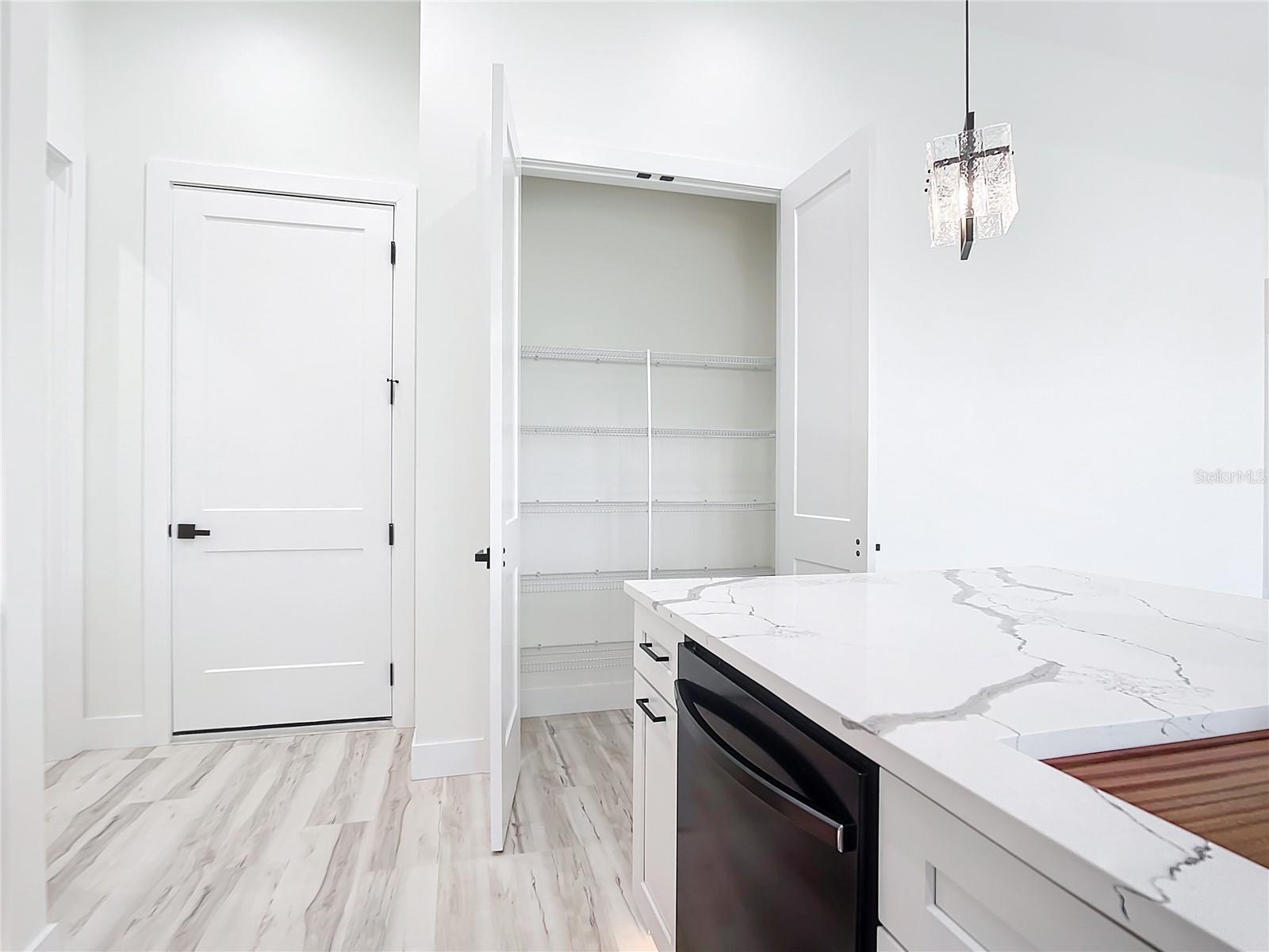 443 BOUNDARY BLVD, ROTONDA WEST, FL, 33947