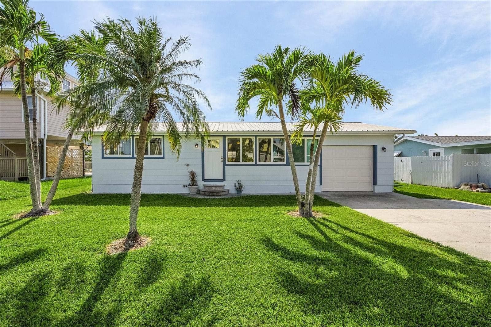 2240 OLEANDER ST, ST JAMES CITY, FL, 33956