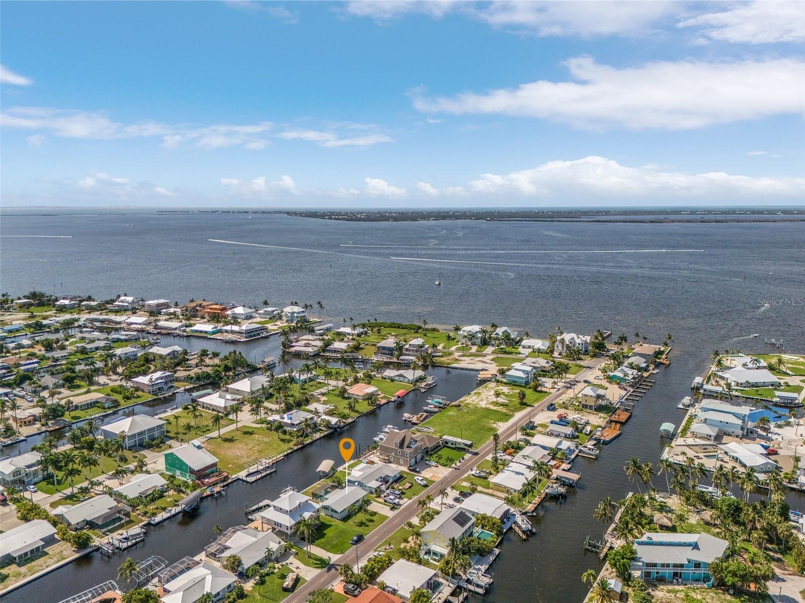 2240 OLEANDER ST, ST JAMES CITY, FL, 33956