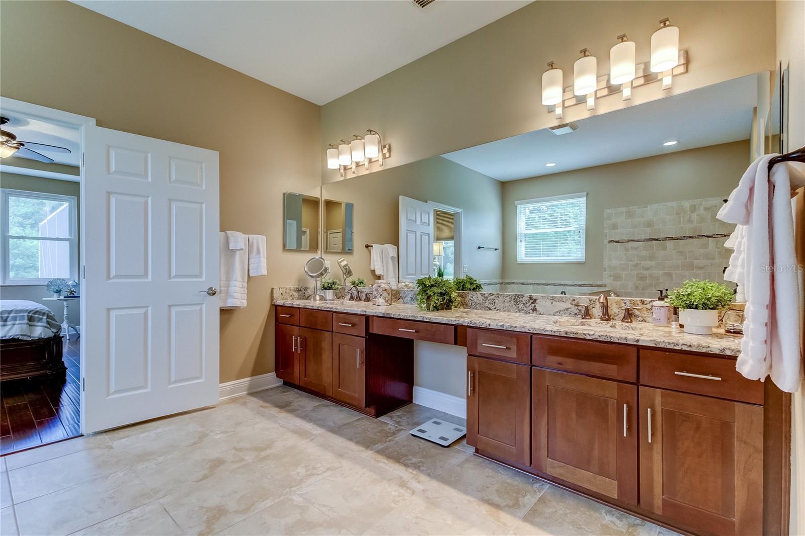 11624 CALF PATH DR, TAMPA, FL, 33626