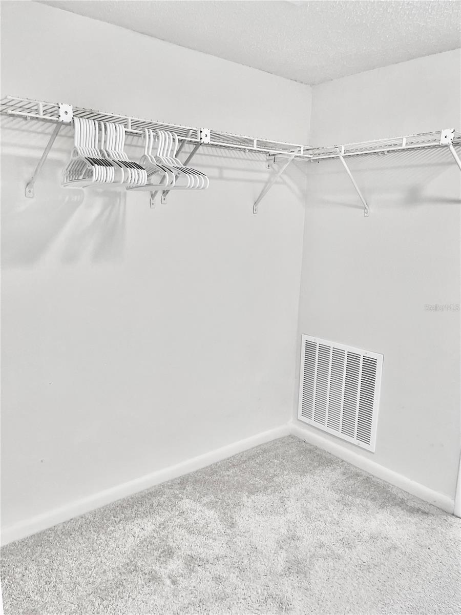 7050 SUNSET DR S #203, SOUTH PASADENA, FL, 33707