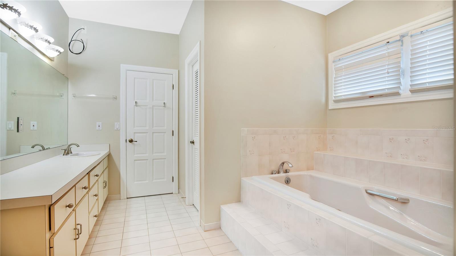 104 MERGANSER CIR, DAYTONA BEACH, FL, 32119