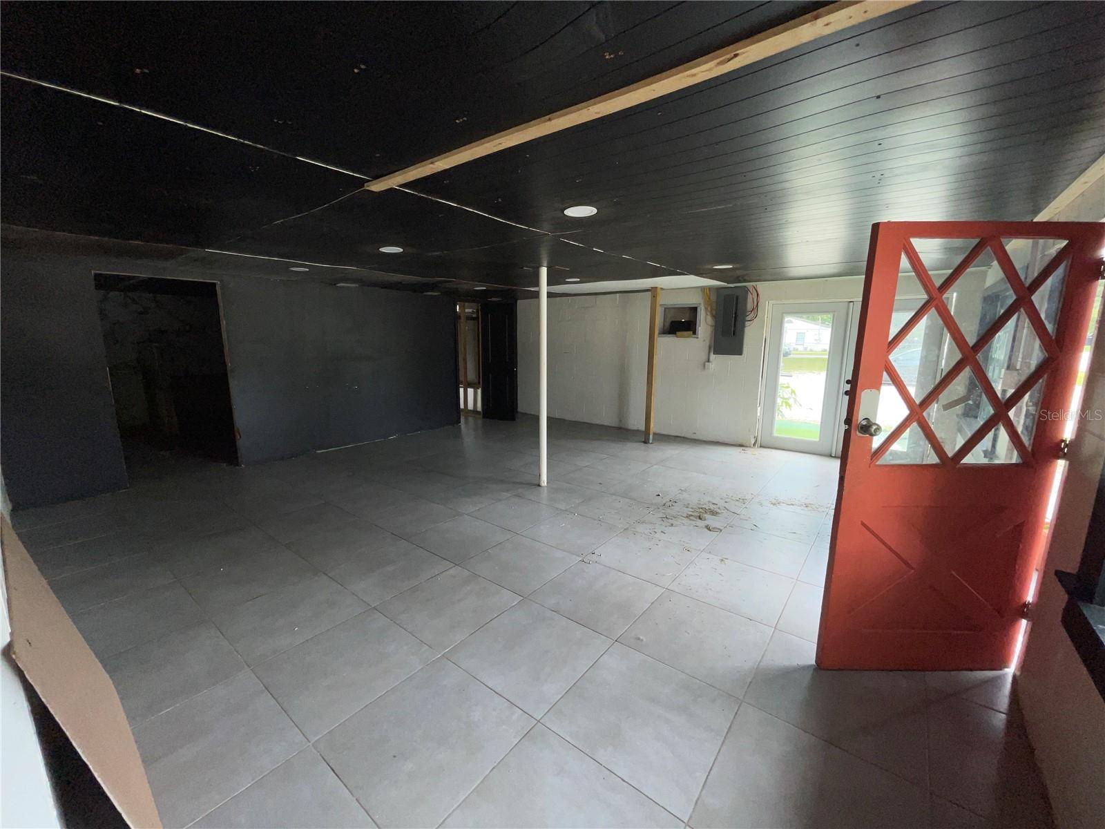 33 N PRIMROSE DR, ORLANDO, FL, 32803