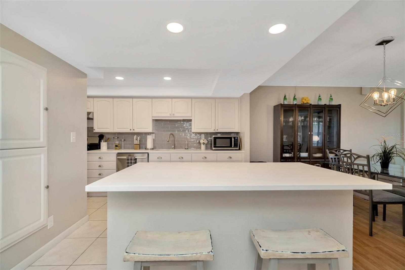 7400 SUN ISLAND DR S #401, SOUTH PASADENA, FL, 33707