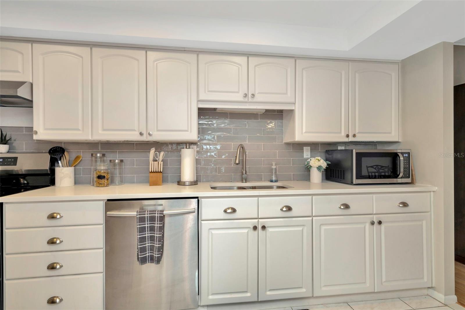 7400 SUN ISLAND DR S #401, SOUTH PASADENA, FL, 33707