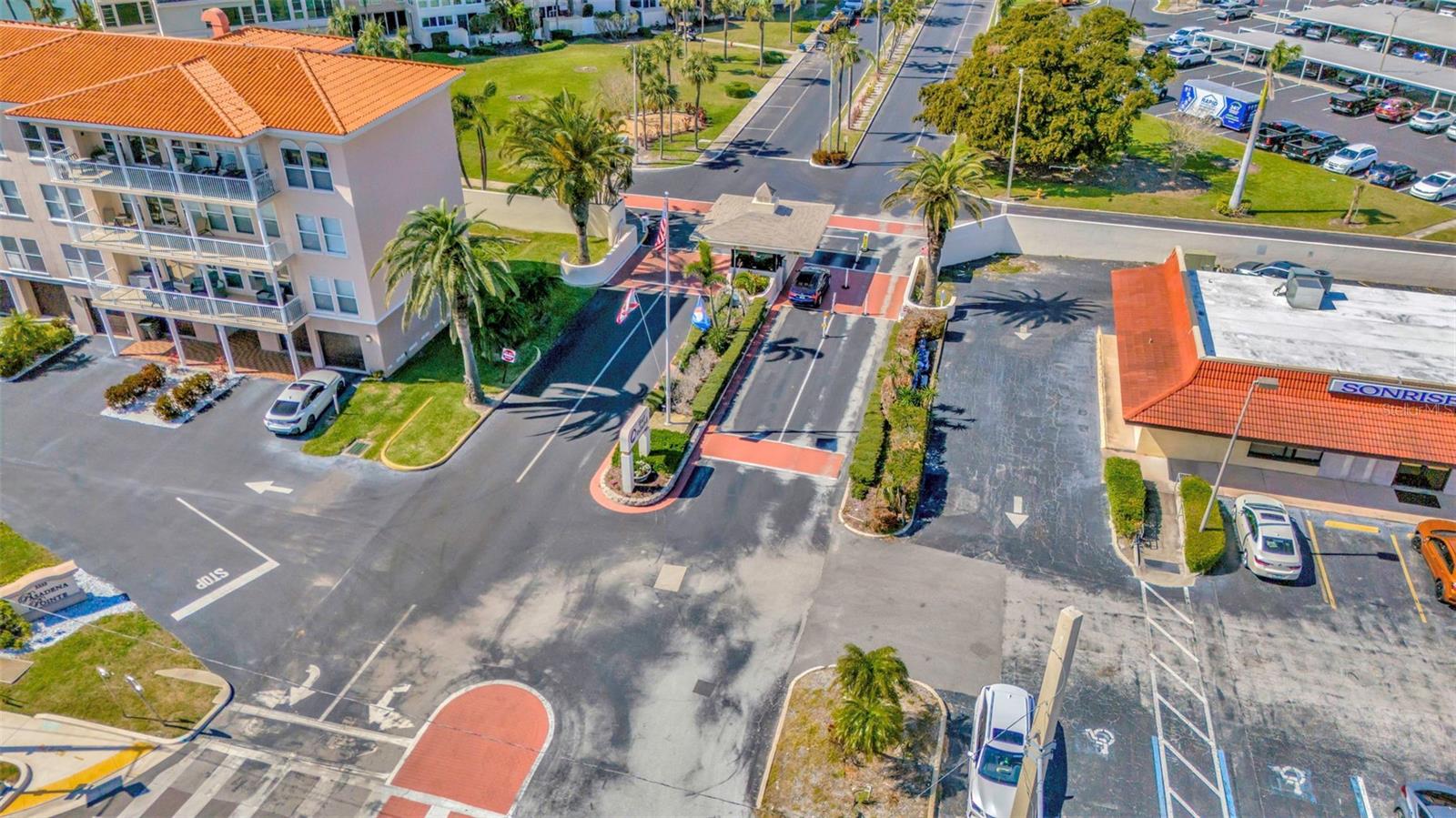 7400 SUN ISLAND DR S #401, SOUTH PASADENA, FL, 33707