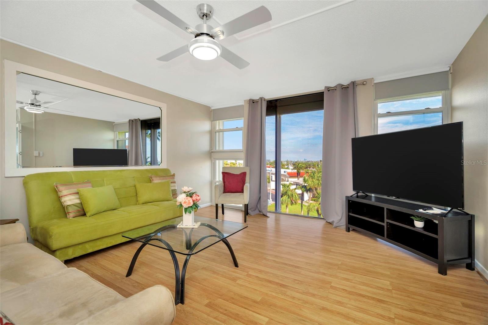 7400 SUN ISLAND DR S #401, SOUTH PASADENA, FL, 33707