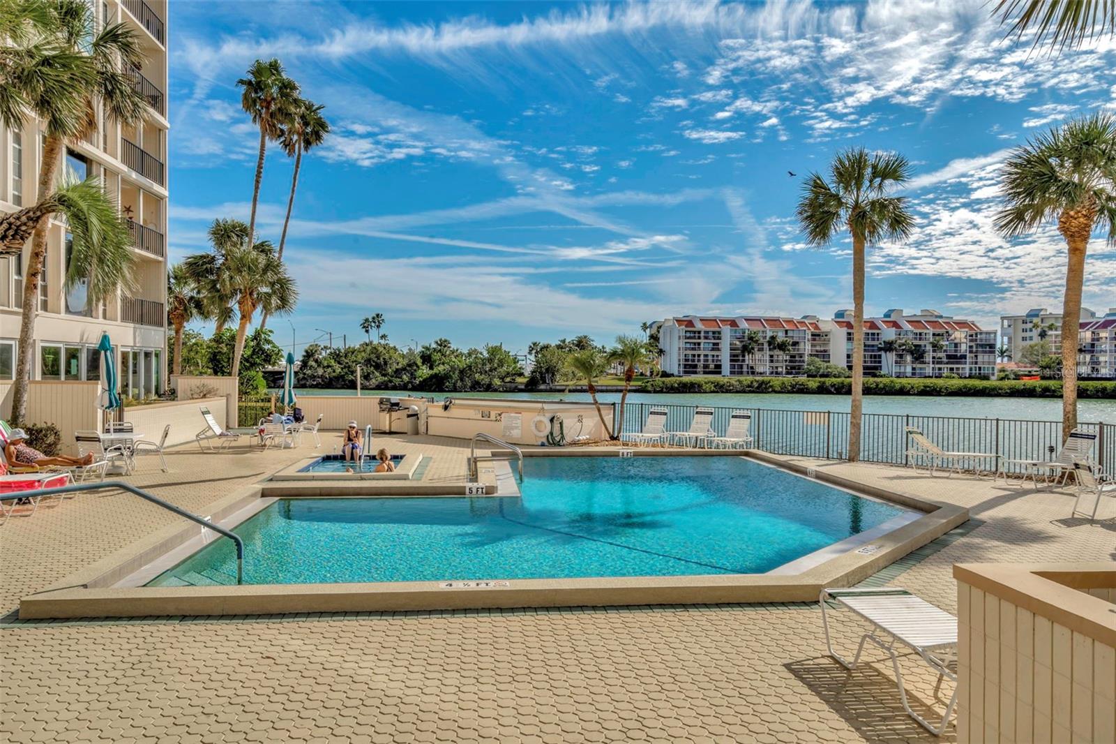 7400 SUN ISLAND DR S #401, SOUTH PASADENA, FL, 33707