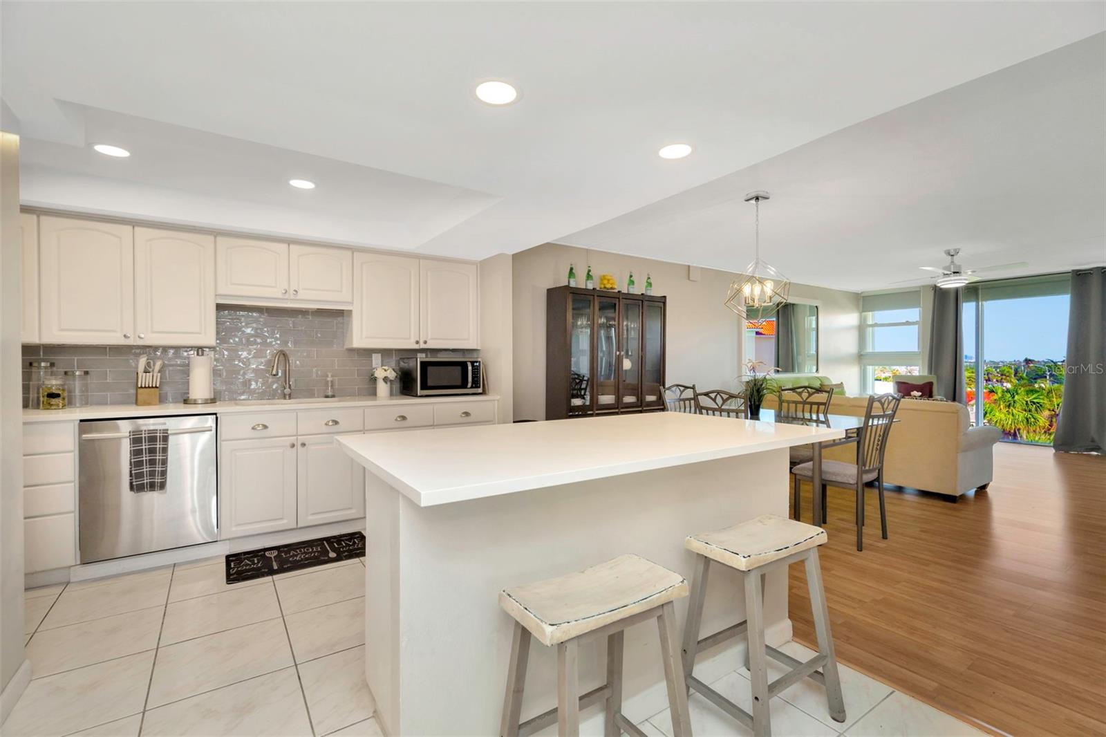 7400 SUN ISLAND DR S #401, SOUTH PASADENA, FL, 33707