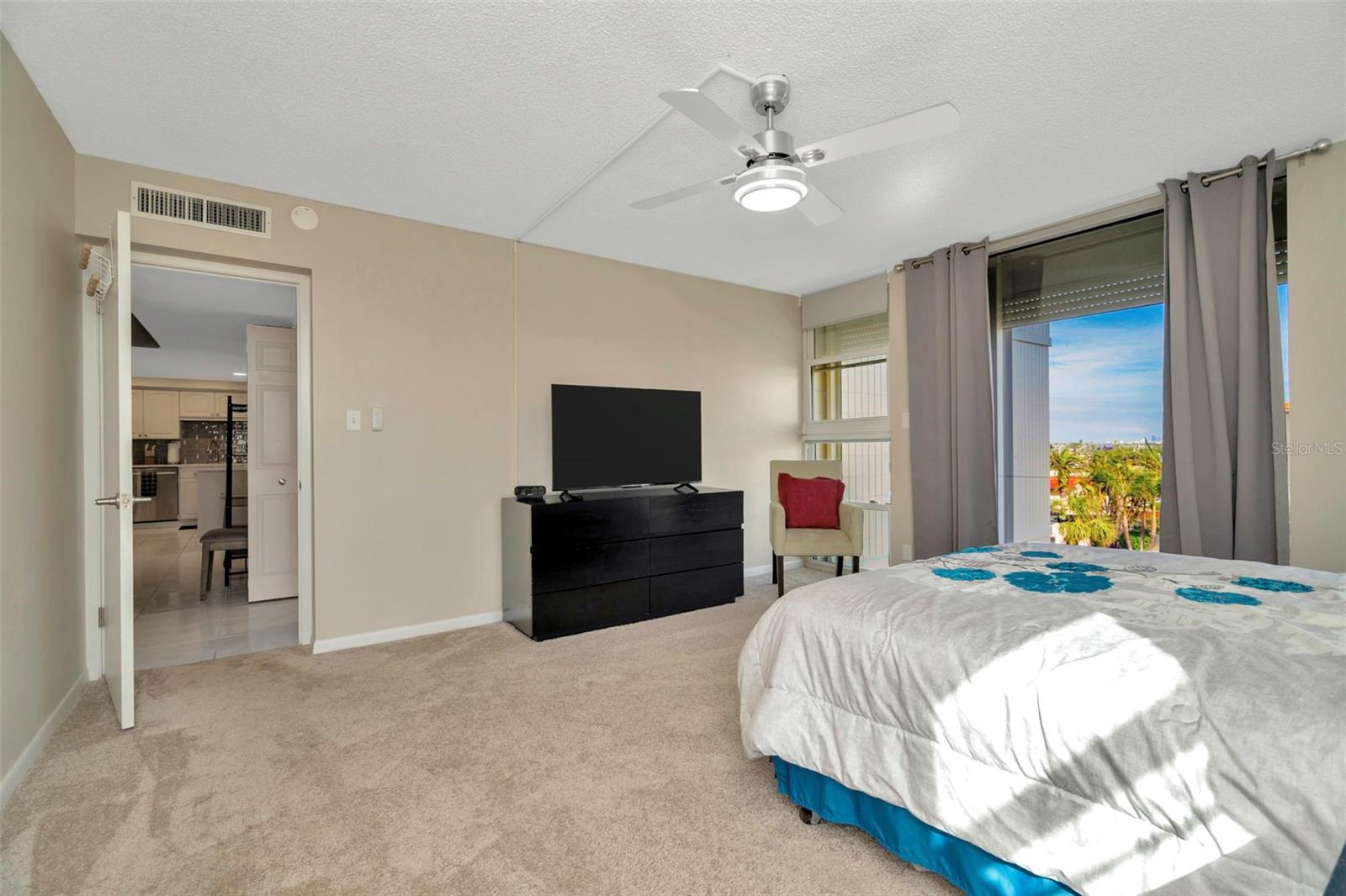 7400 SUN ISLAND DR S #401, SOUTH PASADENA, FL, 33707