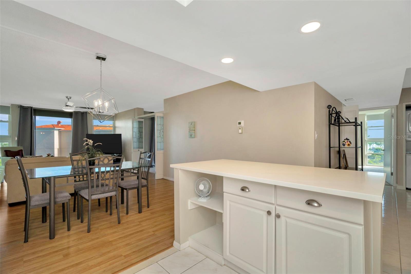 7400 SUN ISLAND DR S #401, SOUTH PASADENA, FL, 33707