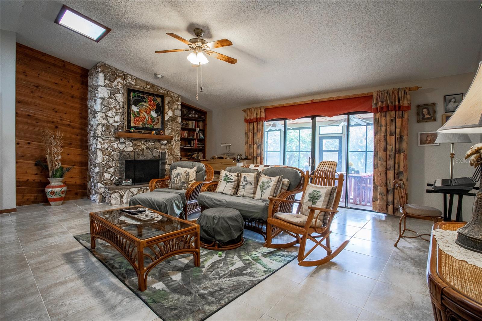 213 STEVENAGE DR, LONGWOOD, FL, 32779