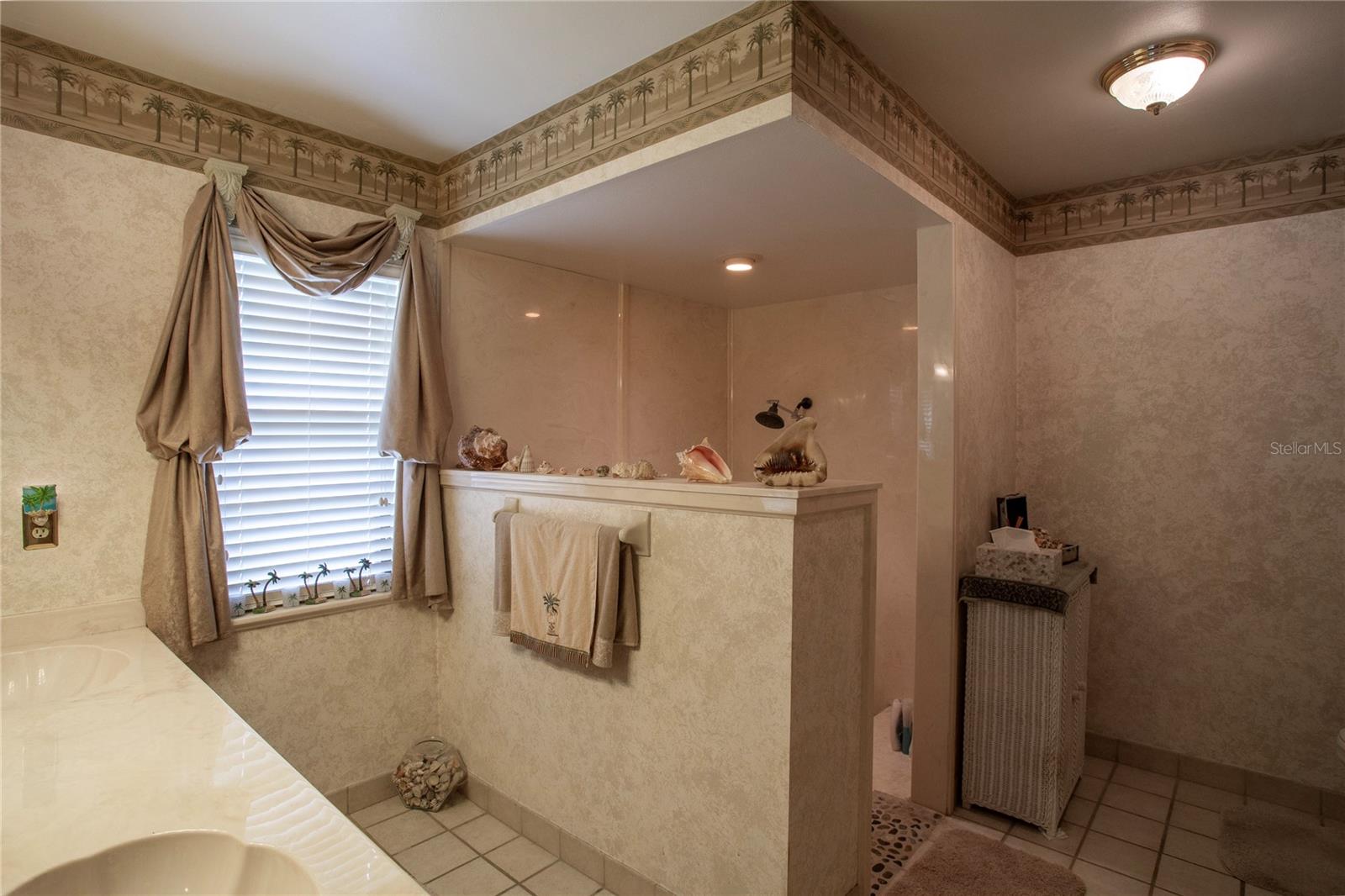 213 STEVENAGE DR, LONGWOOD, FL, 32779