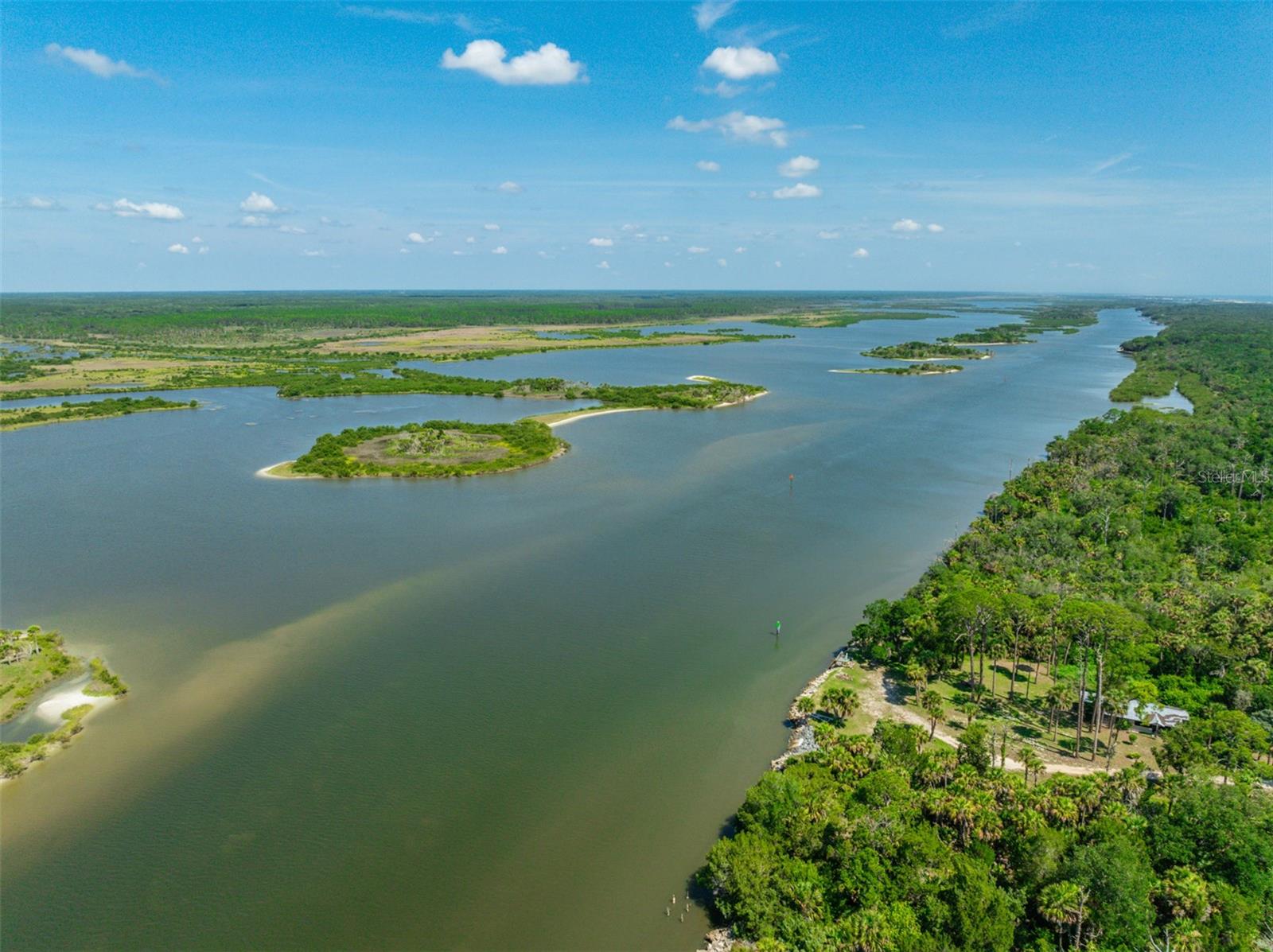 2 E LANTARACE DR E, PALM COAST, FL, 32137