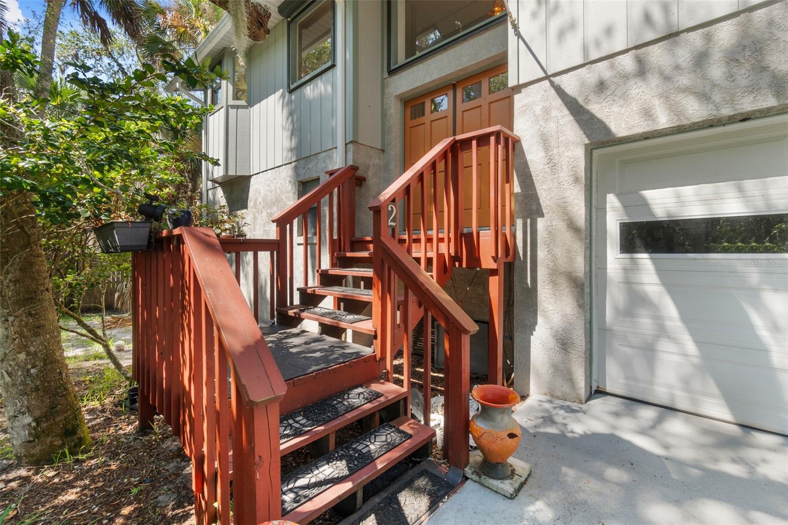 2 E LANTARACE DR E, PALM COAST, FL, 32137