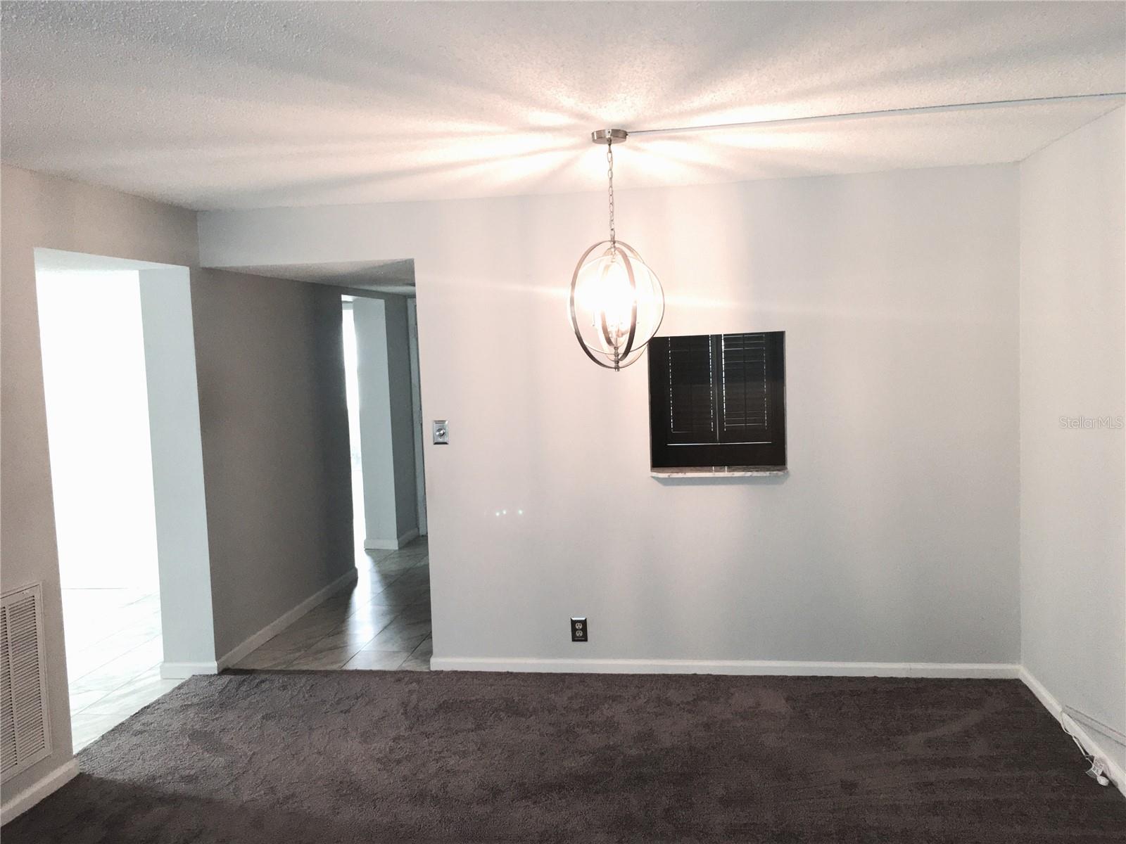 U8249519 Property Photo