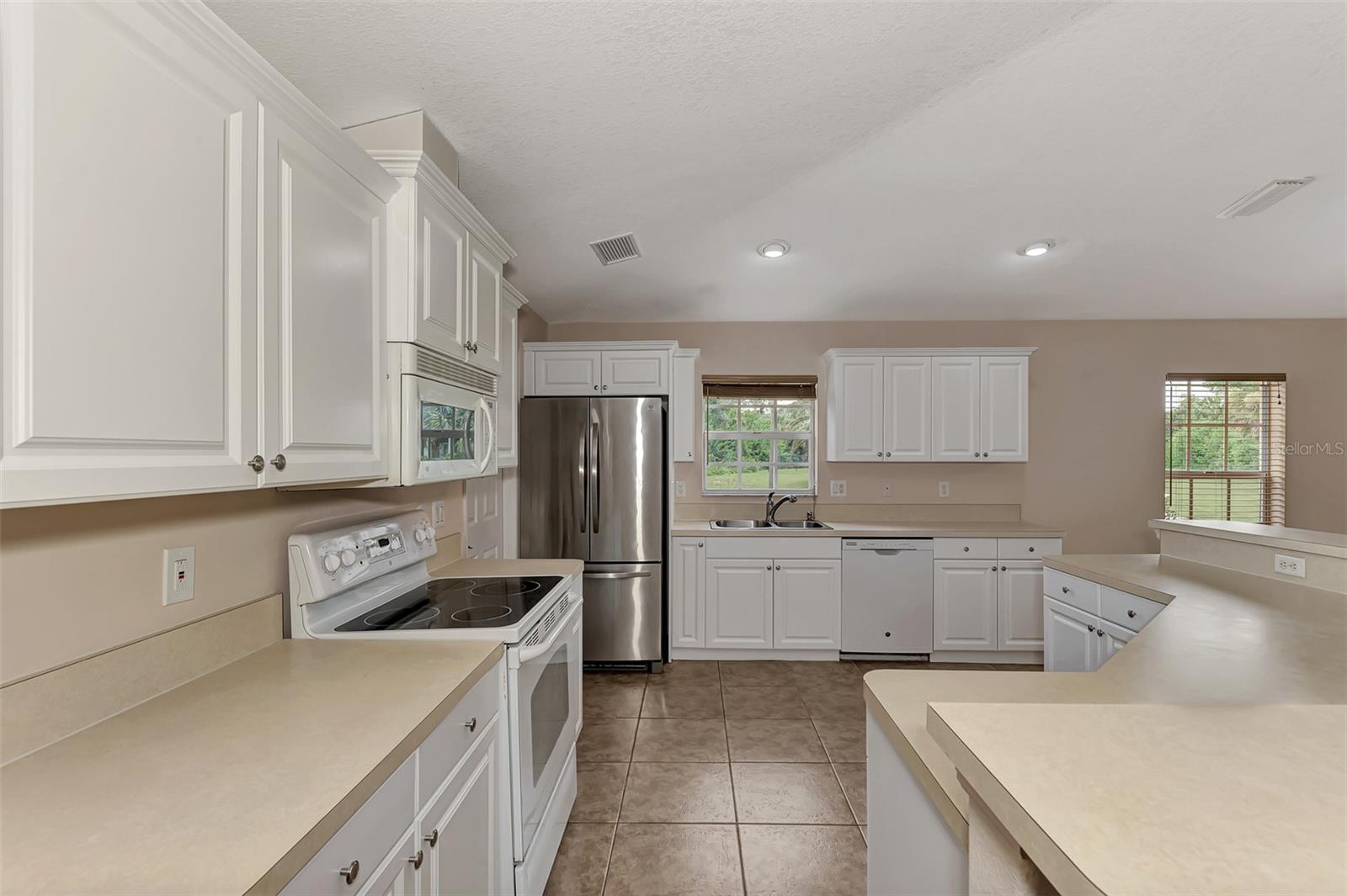 3530 ADELAIDE AVE, NORTH PORT, FL, 34288