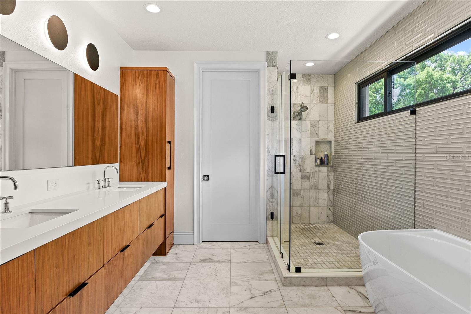 1110 LAKE DAVIS DR, ORLANDO, FL, 32806