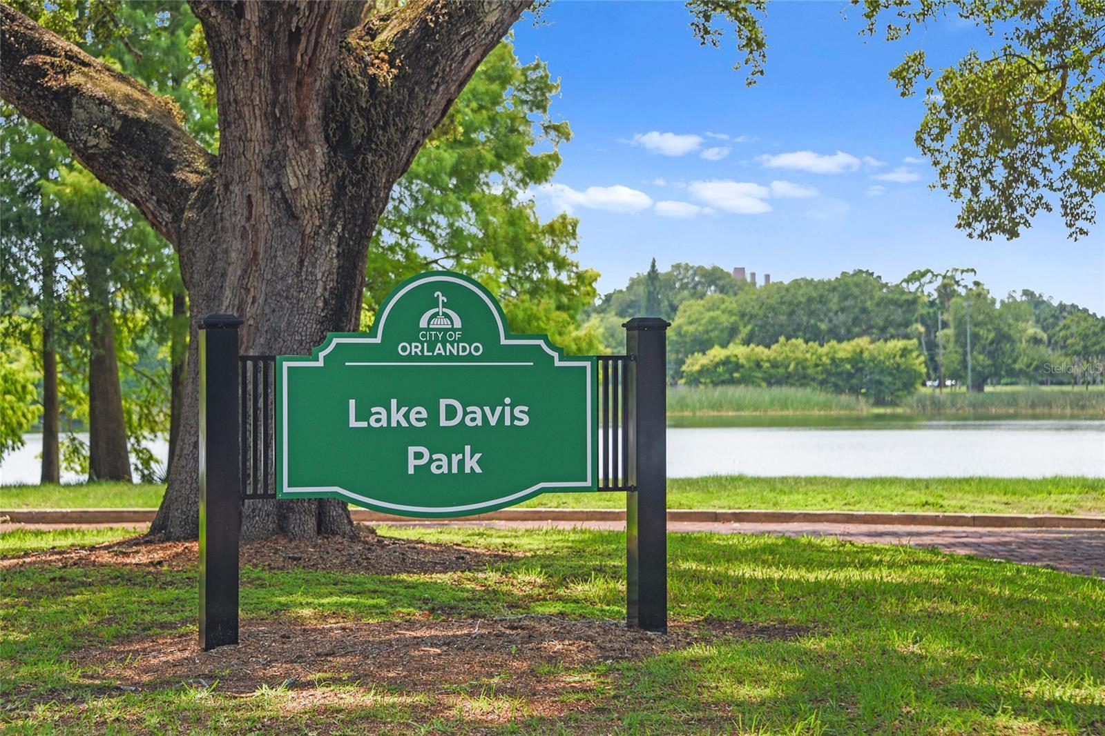 1110 LAKE DAVIS DR, ORLANDO, FL, 32806
