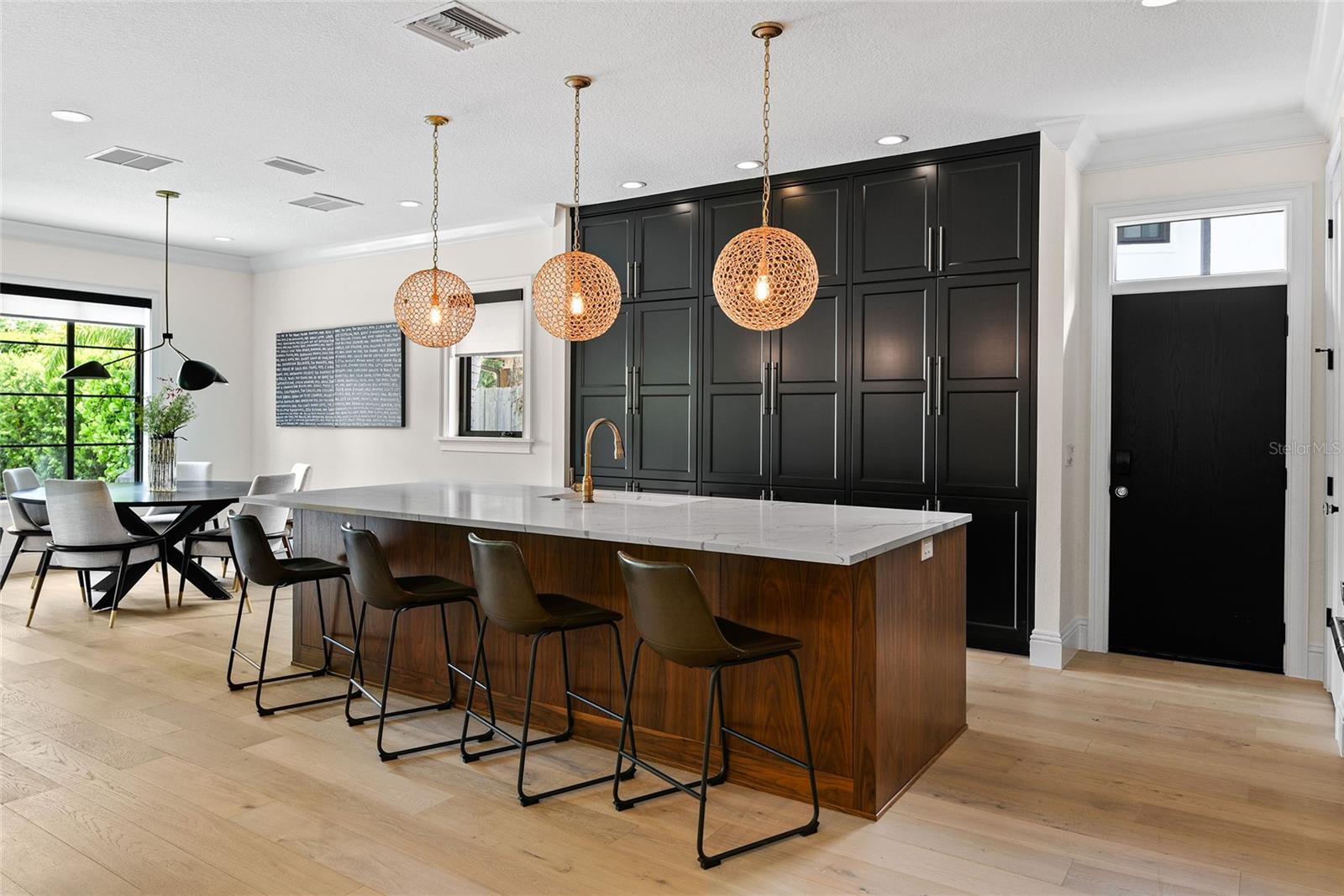 1110 LAKE DAVIS DR, ORLANDO, FL, 32806