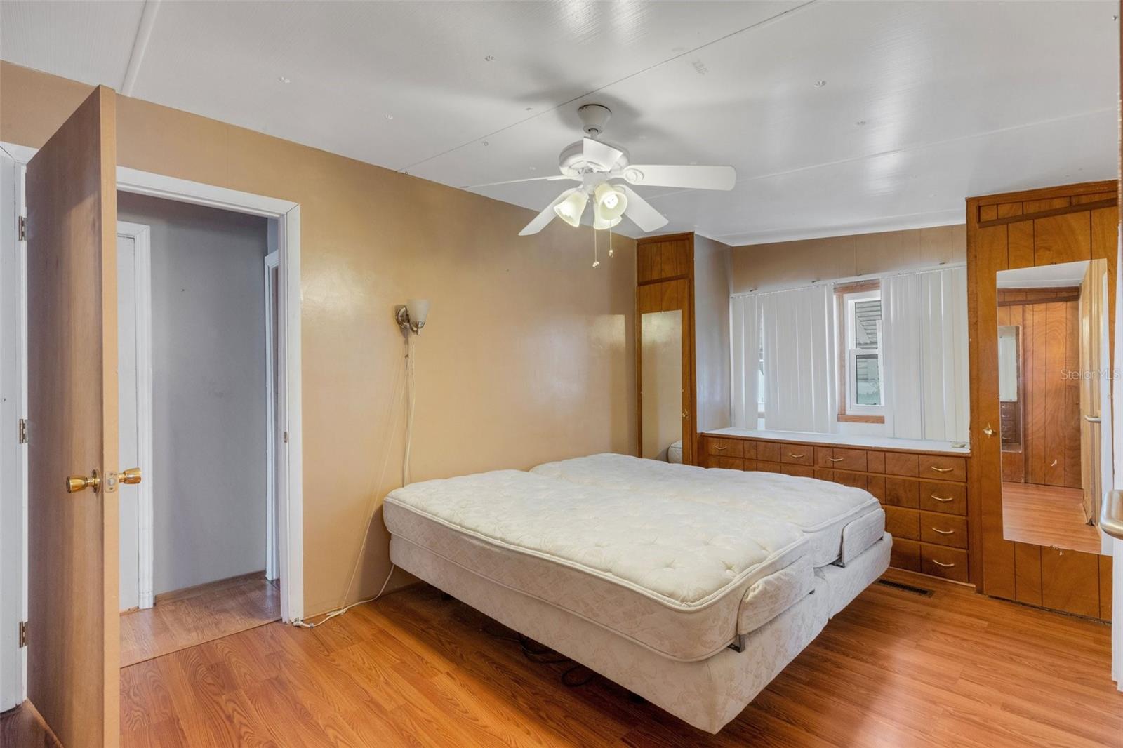 217 MOUNT ISLE AVE NE #197, ST PETERSBURG, FL, 33702