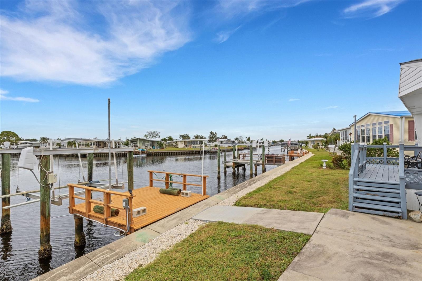 217 MOUNT ISLE AVE NE #197, ST PETERSBURG, FL, 33702